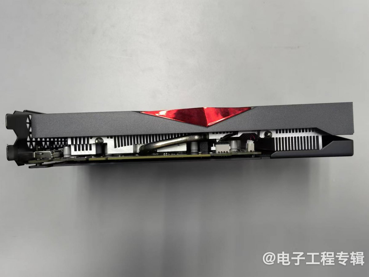 拆解：老黄精湛刀法，游戏甜品显卡一探究竟(图6)