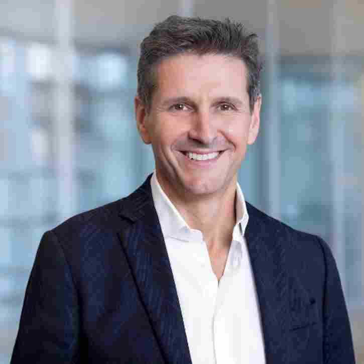 英飞凌继续登顶全球微控制器市场榜首,进一步巩固领先地位(图1) dc54b304-1df2-11f1-96ea-92fbcf53809c.png